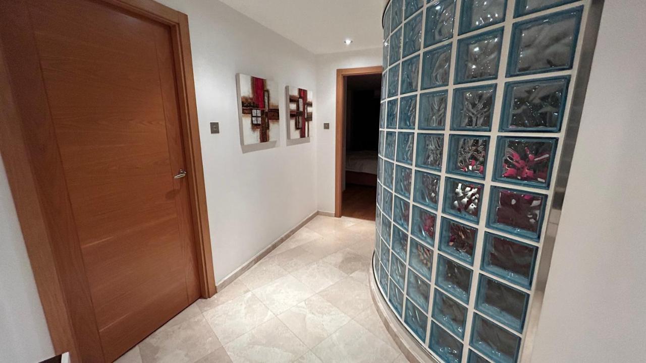 Ocean Village Luxury 2 Bed 2 Bath Apartment - Amazing Views - Pools And Jacuzzis Gibraltar Luaran gambar