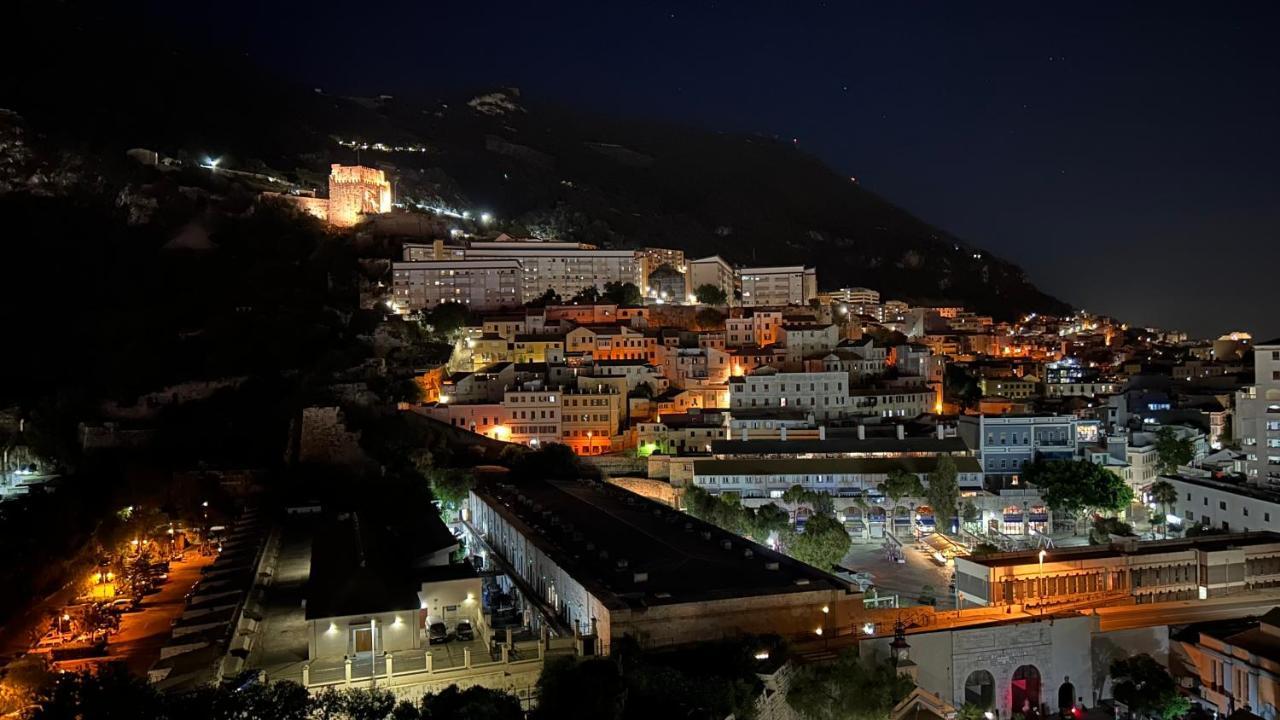 Ocean Village Luxury 2 Bed 2 Bath Apartment - Amazing Views - Pools And Jacuzzis Gibraltar Luaran gambar