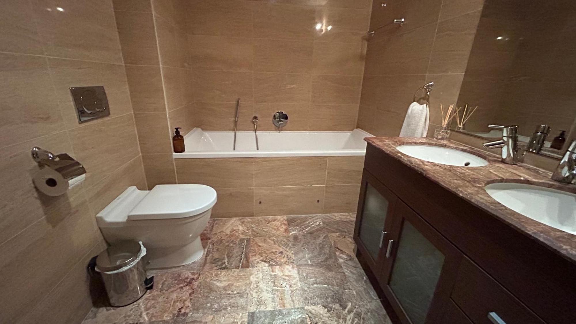 Ocean Village Luxury 2 Bed 2 Bath Apartment - Amazing Views - Pools And Jacuzzis Gibraltar Luaran gambar